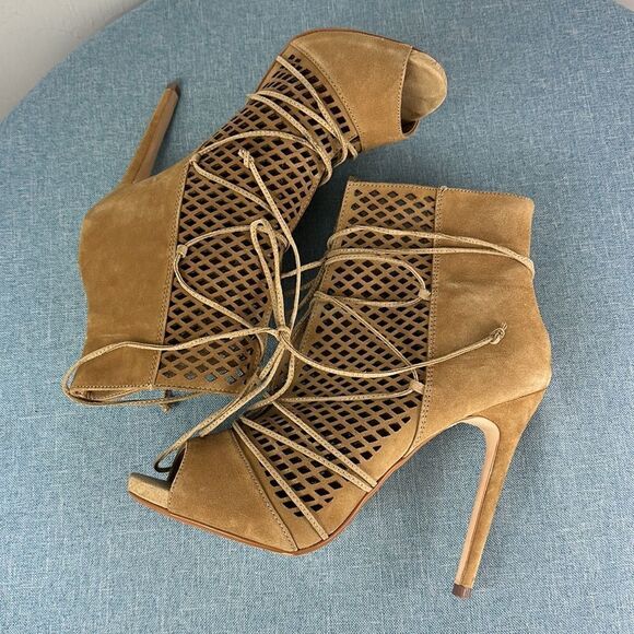 Steve Madden Maddye Sand Suede Peep Toe High Heel Booties Size 9M - Picture 6 of 10